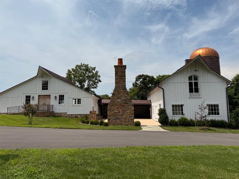 The Barns at Crest Hill full front view